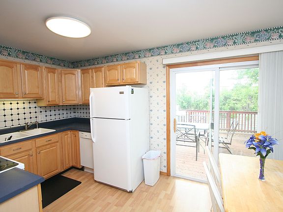 4th image of 7118 Coronado Ave