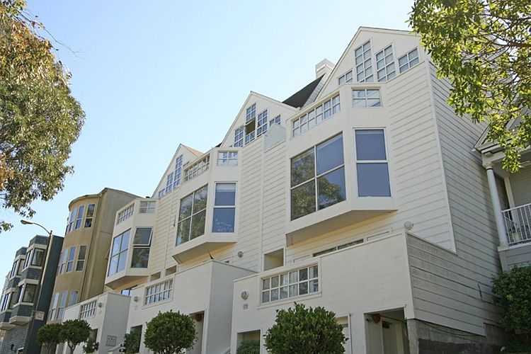 575-579 27th Street Apartments