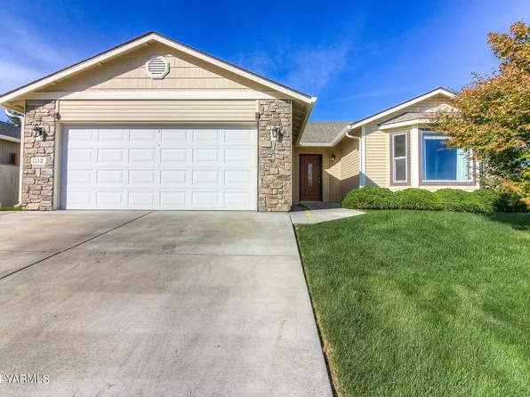 1112 Crestview Dr, Selah, WA 98942