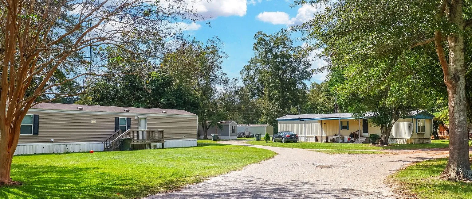 Rose City Estates — Photo 1