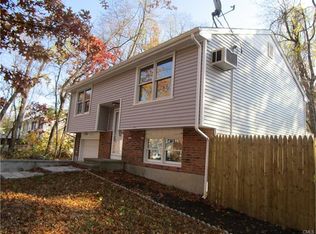 303 Platt St, Bridgeport, CT 06606