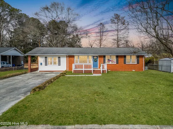 609 Forest Grove Avenue, Jacksonville, NC 28540