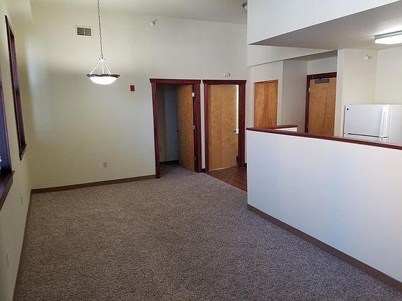 5th image of 2101 N Dr Martin Luther King Jr Dr APT 205