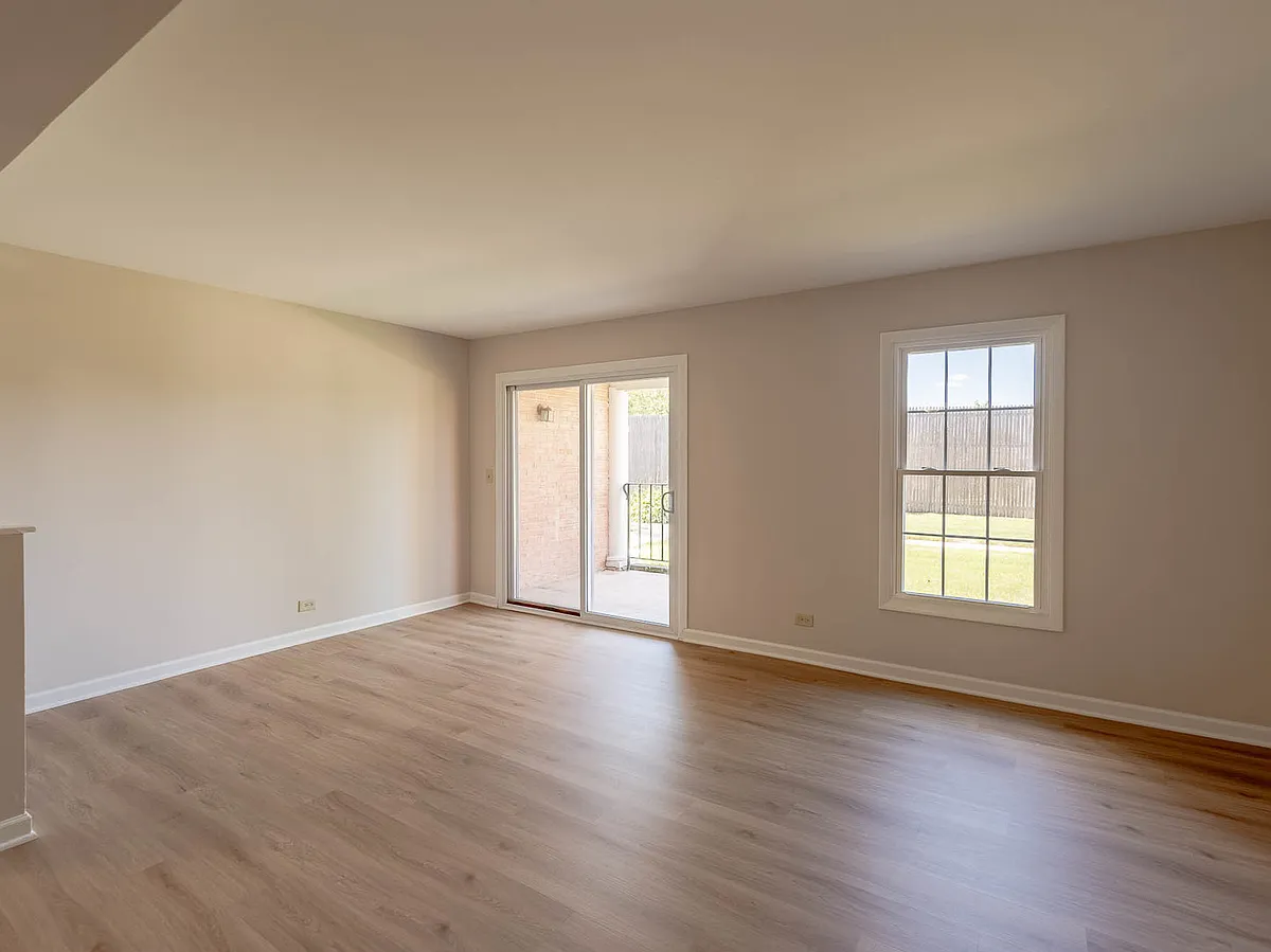 Building Photo - 530 Shorely Dr #104