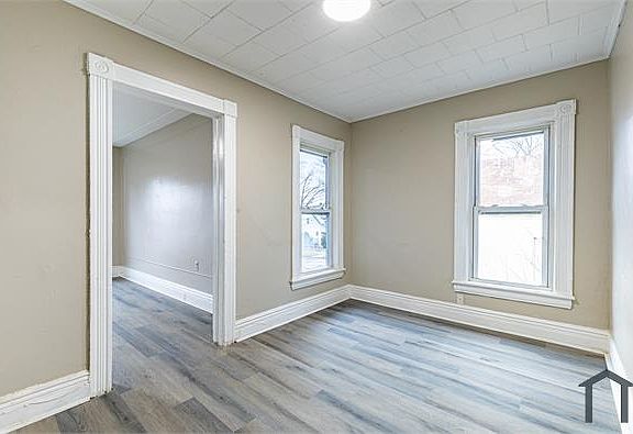 3rd image of 25 Wabash St