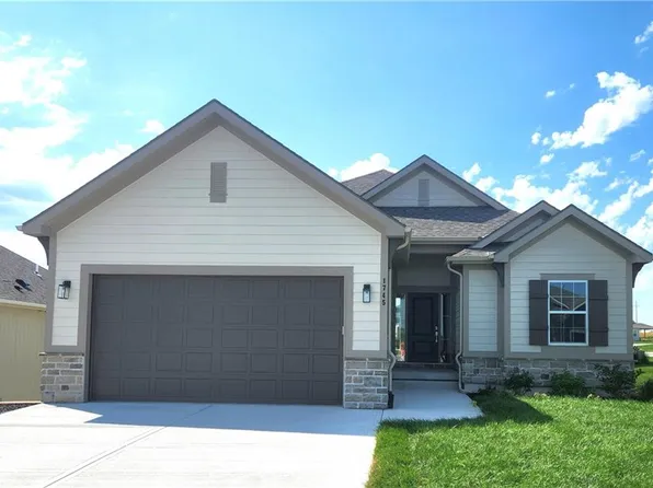 1745 NW 107th Ter, Kansas City, MO 64155