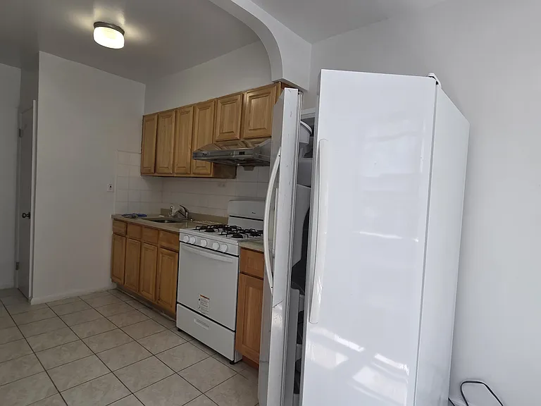 7234 Yellowstone Blvd #2 — Photo 9