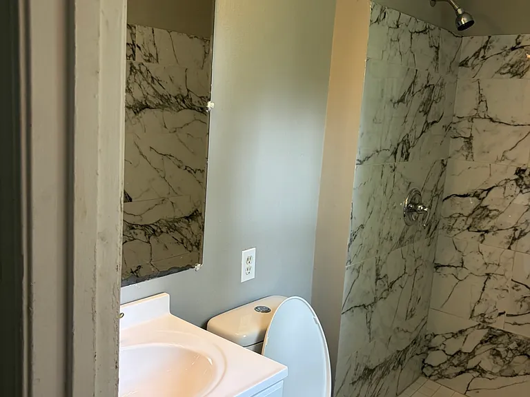 531 Carithers Rd — Photo 11