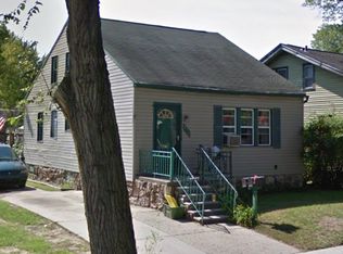 392 E Cambourne St #B, Ferndale, MI 48220
