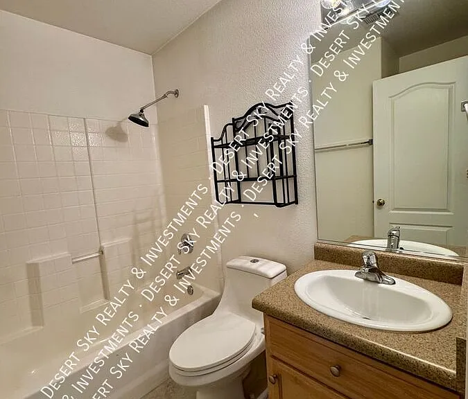 4826 Calle Bella Ave — Photo 17