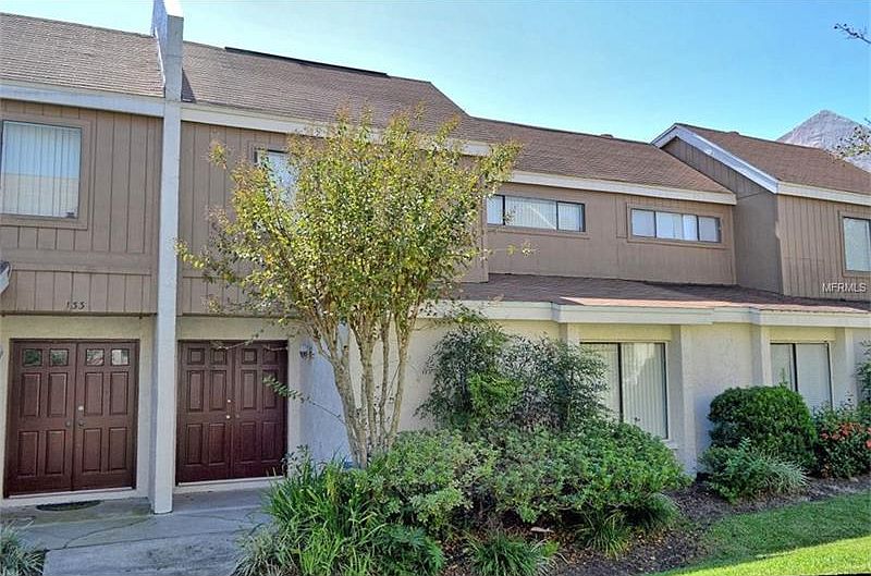 1st image of 135 Lago Vista Blvd