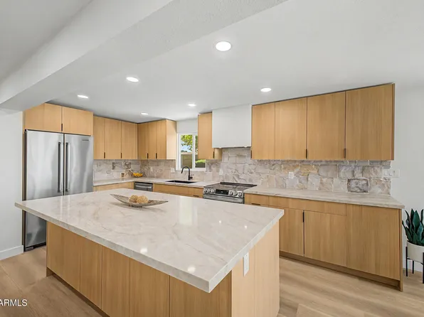 3440 E SUNNYSIDE Drive, Phoenix, AZ 85028