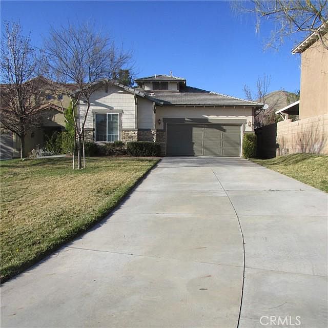 1st image of 33908 Lake Breeze Dr