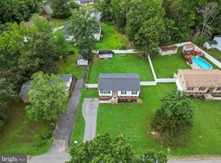26167 Crescent Ln, Mechanicsville, MD 20659