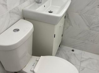 5681 E 1st Ave, Hialeah, FL 33013