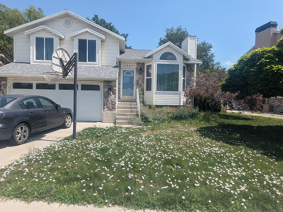 1st image of 5557 S Walden Glen Dr