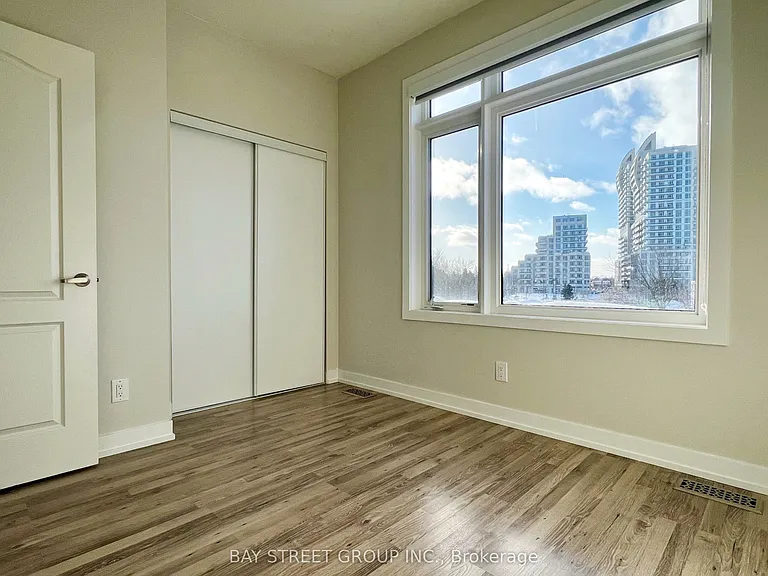 370 Red Maple Rd #13 — Photo 18