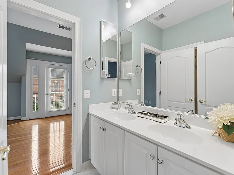 12810 Falcon Wood Pl — Photo 20