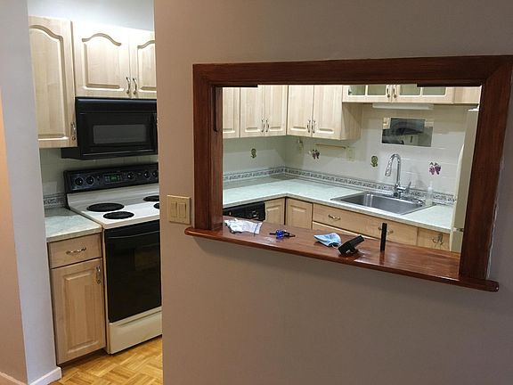 3rd image of 90 Quincy Shore Dr APT 117