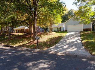8719 Gruenewald Ln, Charlotte, NC 28210
