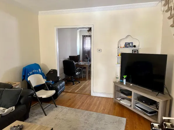 2964 Avenue T image 2 of 10