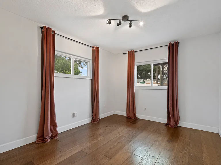 4519 Fontana St — Photo 22