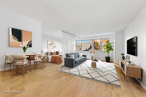 Rented by Compass | media 7