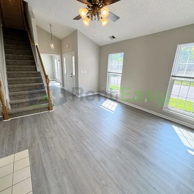2 bed, 2.0 bath, 1330 sqft, $2,195 — Photo 4