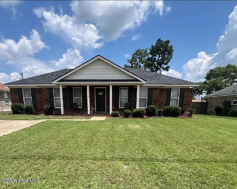 3 bed, 2.0 bath, 1546 sqft, $1,800 — Photo 1
