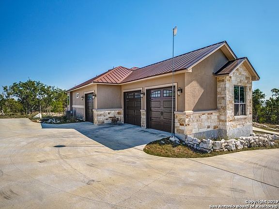 3rd image of 670 County Road 2801 E