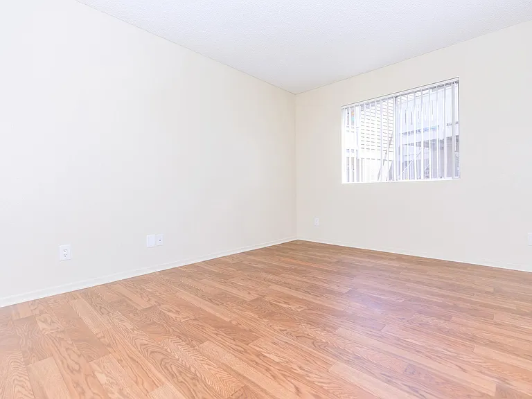 Vintage Woods Apartments — Photo 20