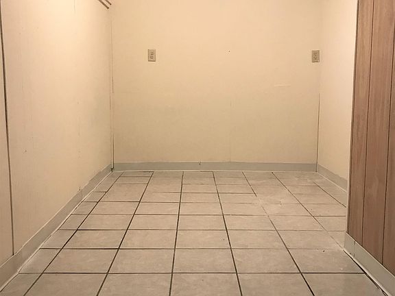 Private Rm D Tile Floor