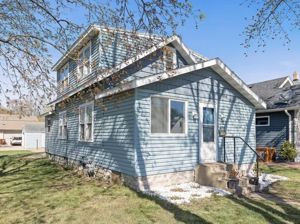 428 9th Ave S, South Saint Paul, MN 55075