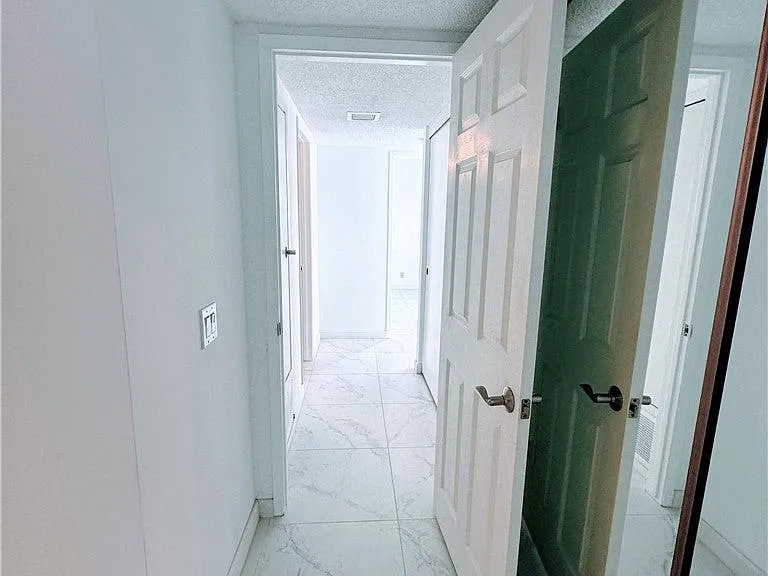 11 Pebblewood — Photo 12