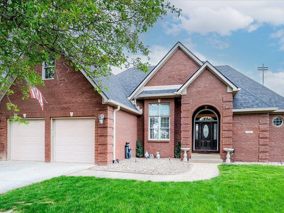 1st image of 306 Savanna Dr