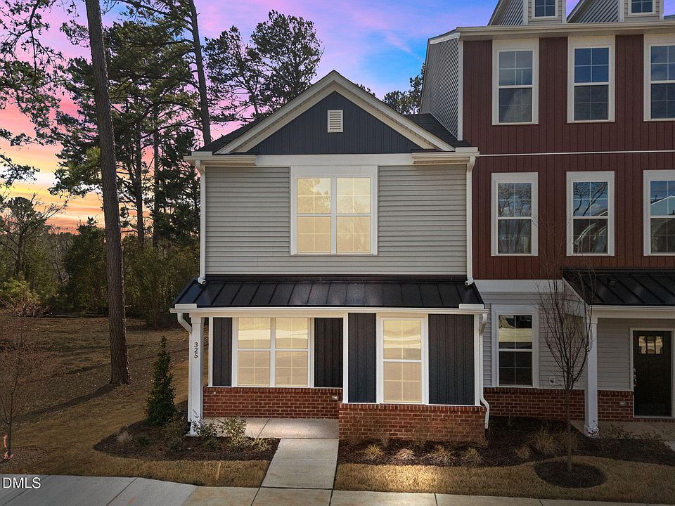 1st image of 325 Parker St #20
