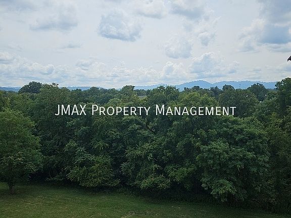 2nd image of 3720 Panorama Ave NW APT 33-3
