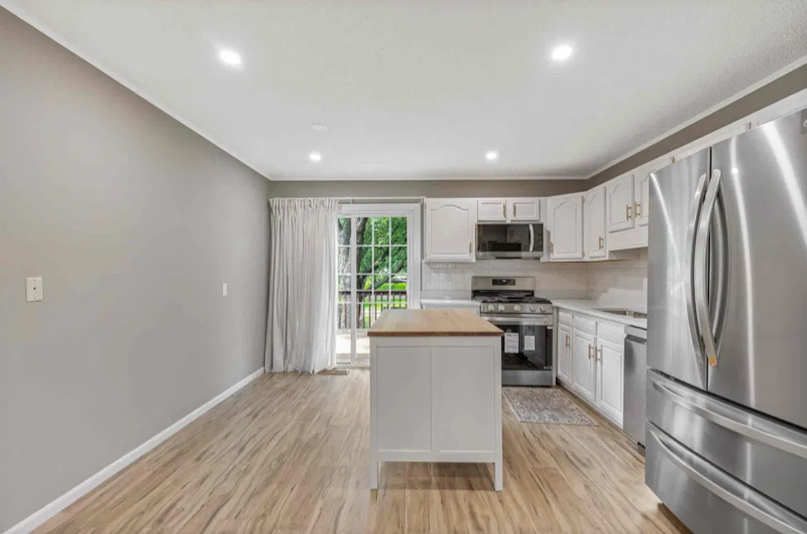 3 bed, 1461 sqft, $2,800 — Photo 3