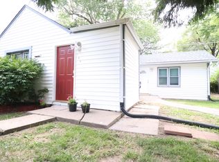 104 N Pioneer Rd, Waukegan, IL 60085