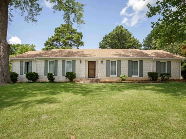 305 Nottingham Rd, Florence, AL 35633