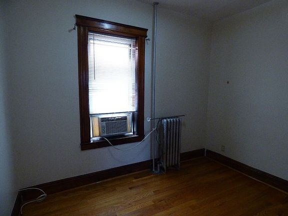 4th image of 2212 Steinway St