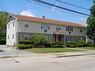 350 Rathbun St, Woonsocket, RI 02895