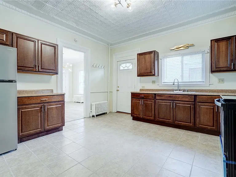 416 Gregory St #DOWN — Photo 14