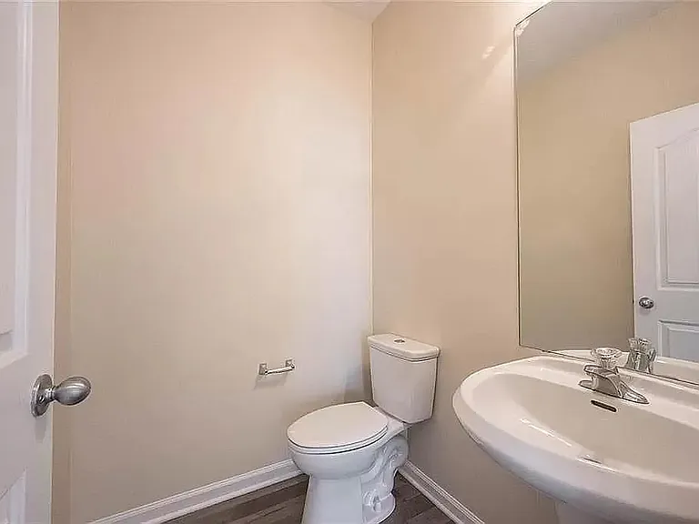 13836 Willesden Cir — Photo 14