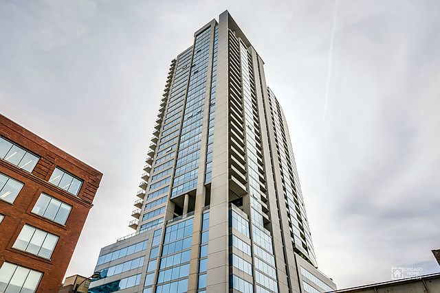 1st image of 303 W Ohio St #P119