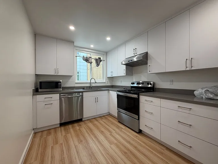1010 Anza St #103 — Photo 8