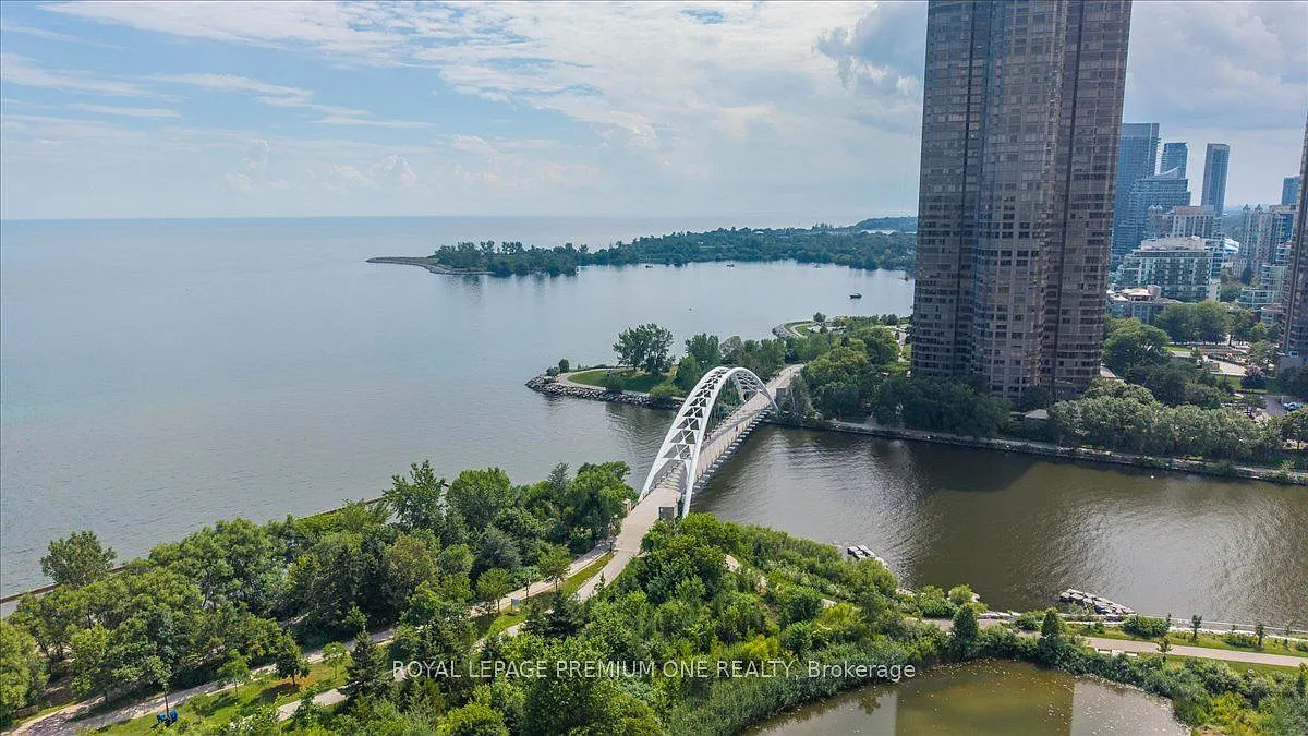 1 bed, $2,300 — Photo 4
