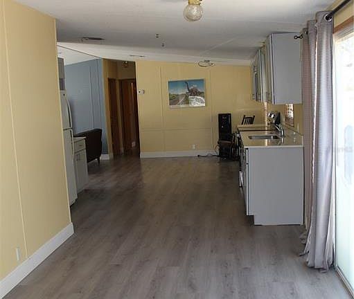 5th image of 13201 Crowell Rd