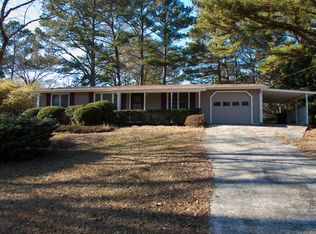 115 Robinhood Dr, Woodstock, GA 30188