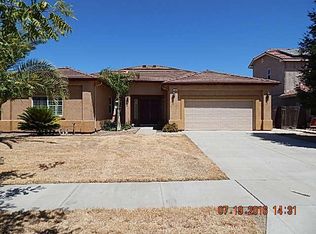 40 N Lily Ave, Sanger, CA 93657